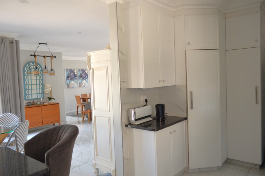 3 Bedroom Property for Sale in Flamwood North West